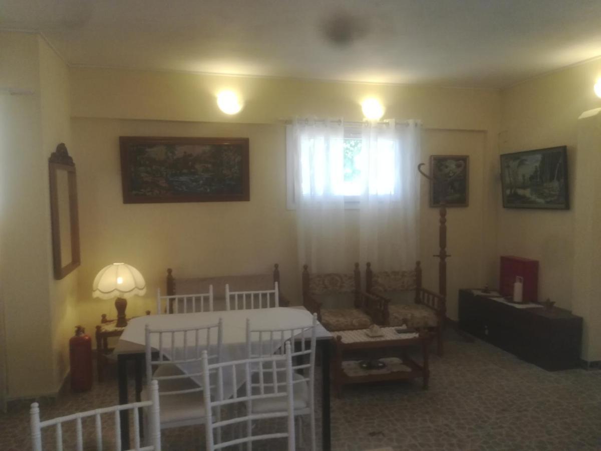 Akrogiali أغيوكامبوس المظهر الخارجي الصورة